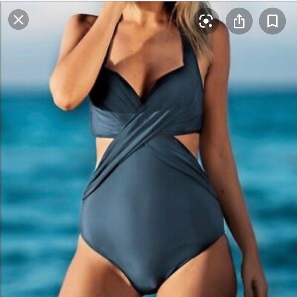 XL cut out one piece